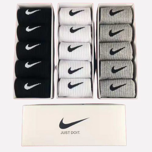 Nike Socks – 5 Pairs Pack